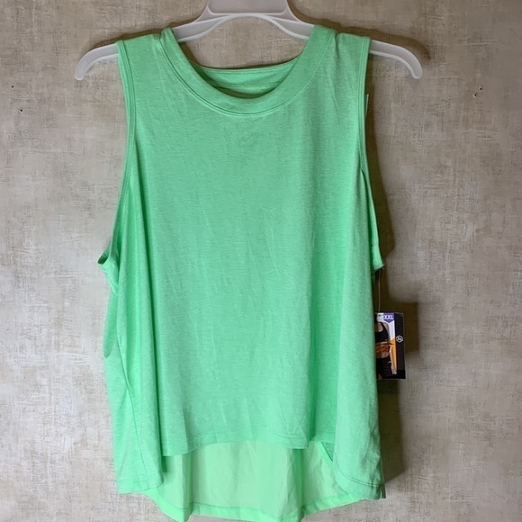 Six piece women’s top bundle - Picture 4 of 13